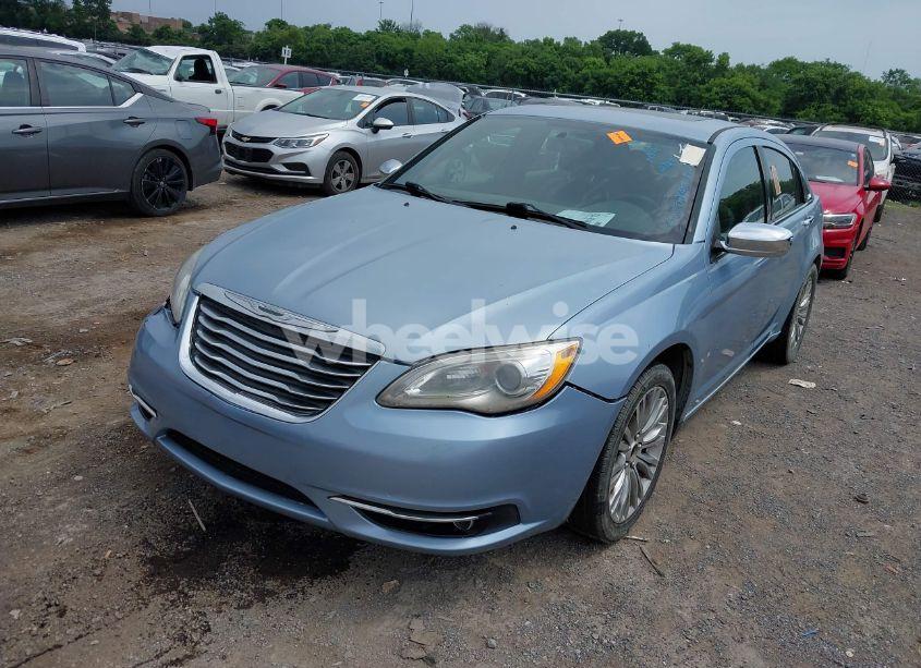 Photo 2 of 2012 Chrysler 200 LIMITED (VIN 1C3CCBCB8CN306436)