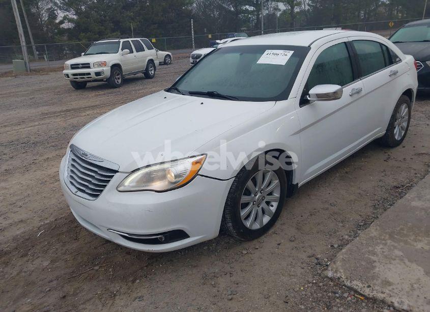 Photo 6 of 2013 Chrysler 200 LIMITED (VIN 1C3CCBCB8DN568054)