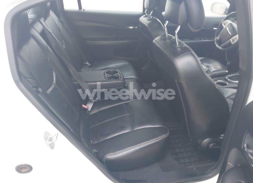 Photo 8 of 2013 Chrysler 200 LIMITED (VIN 1C3CCBCB8DN568054)