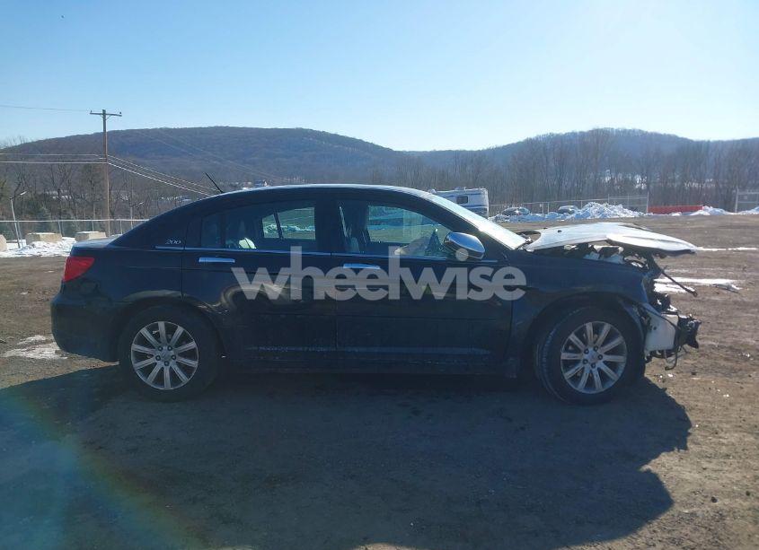 Photo 14 of 2013 Chrysler 200 LIMITED (VIN 1C3CCBCB9DN568029)