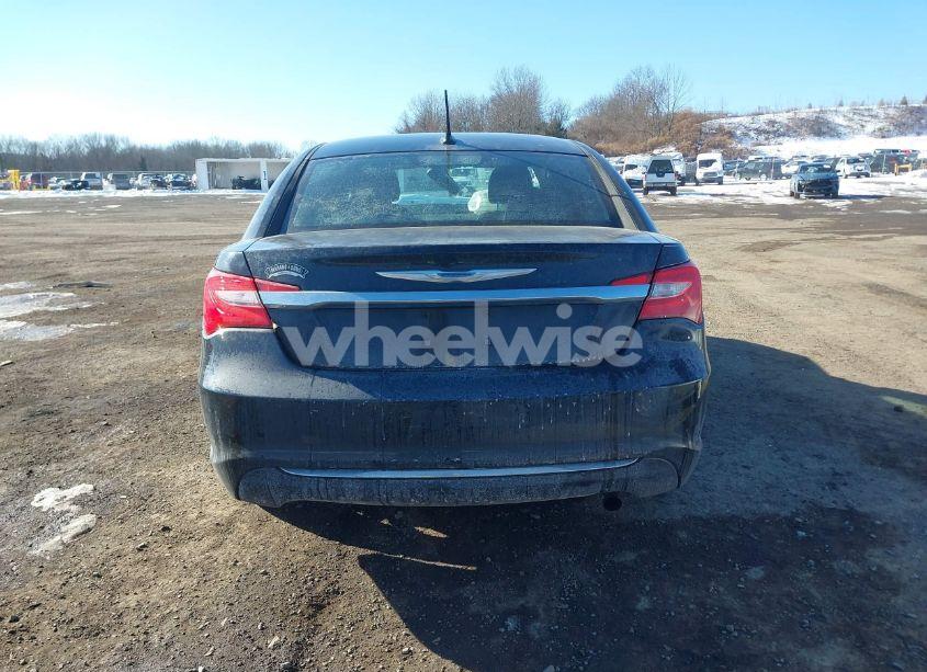 Photo 17 of 2013 Chrysler 200 LIMITED (VIN 1C3CCBCB9DN568029)