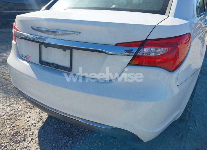 Photo 12 of 2012 Chrysler 200 LIMITED (VIN 1C3CCBCBXCN140761)