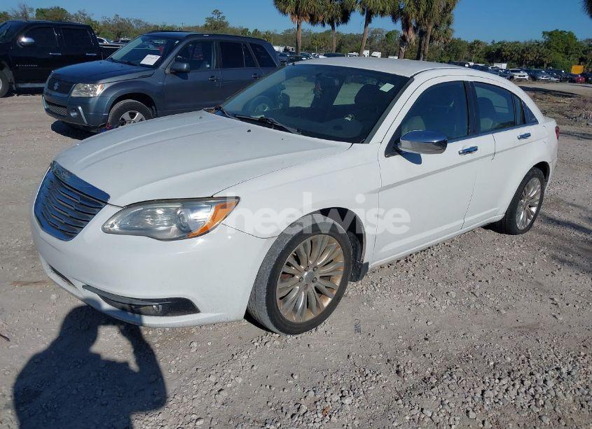 Photo 2 of 2012 Chrysler 200 LIMITED (VIN 1C3CCBCBXCN140761)