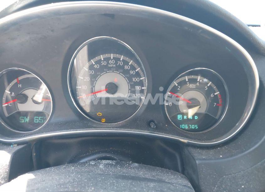 Photo 7 of 2012 Chrysler 200 LIMITED (VIN 1C3CCBCBXCN140761)