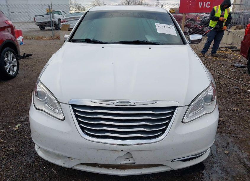 Photo 12 of 2012 Chrysler 200 LIMITED (VIN 1C3CCBCG0CN159346)