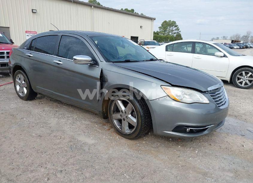 2012 Chrysler 200 LIMITED (VIN 1C3CCBCG0CN308063) main photo