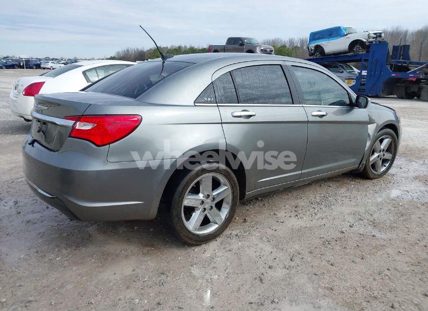 Photo 4 of 2012 Chrysler 200 LIMITED (VIN 1C3CCBCG0CN308063)