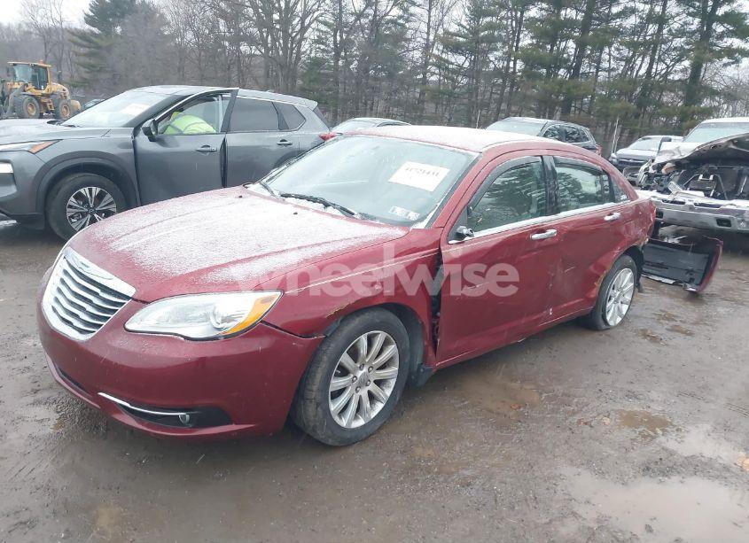 Photo 2 of 2013 Chrysler 200 LIMITED (VIN 1C3CCBCG0DN524772)