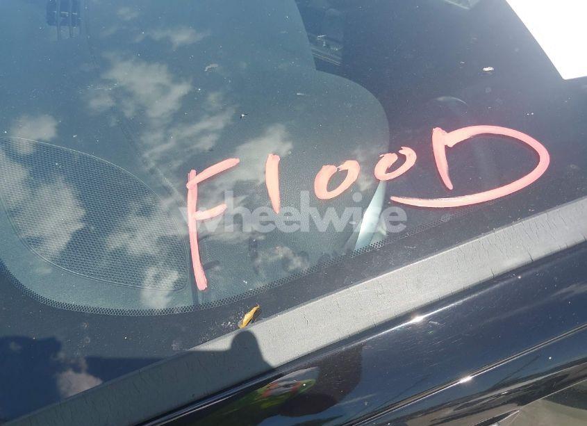 Photo 6 of 2013 Chrysler 200 LIMITED (VIN 1C3CCBCG0DN543371)