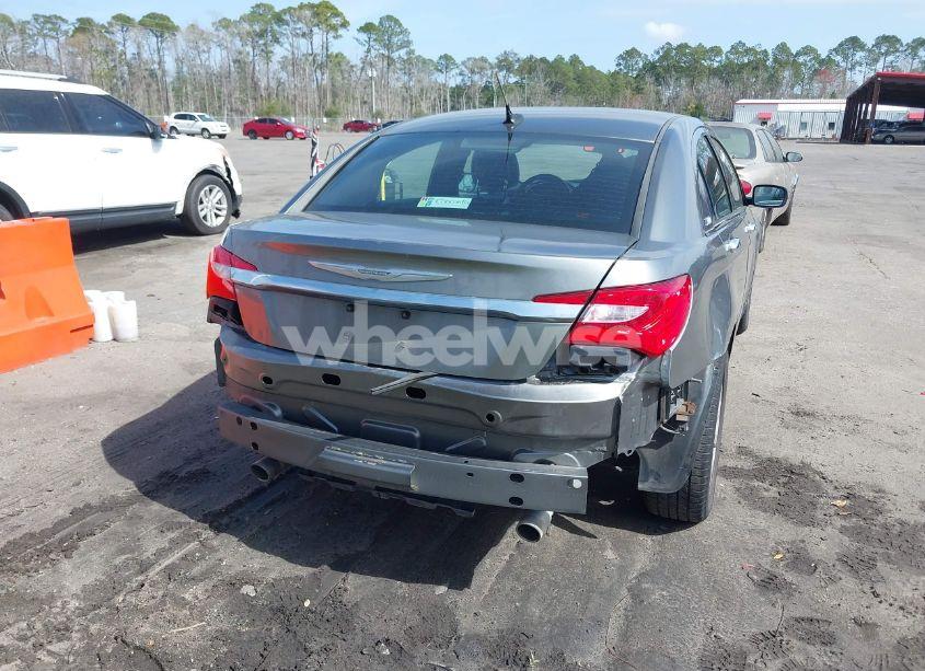 Photo 6 of 2013 Chrysler 200 LIMITED (VIN 1C3CCBCG0DN580498)