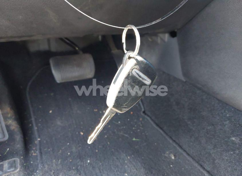 Photo 11 of 2013 Chrysler 200 LIMITED (VIN 1C3CCBCG0DN612592)