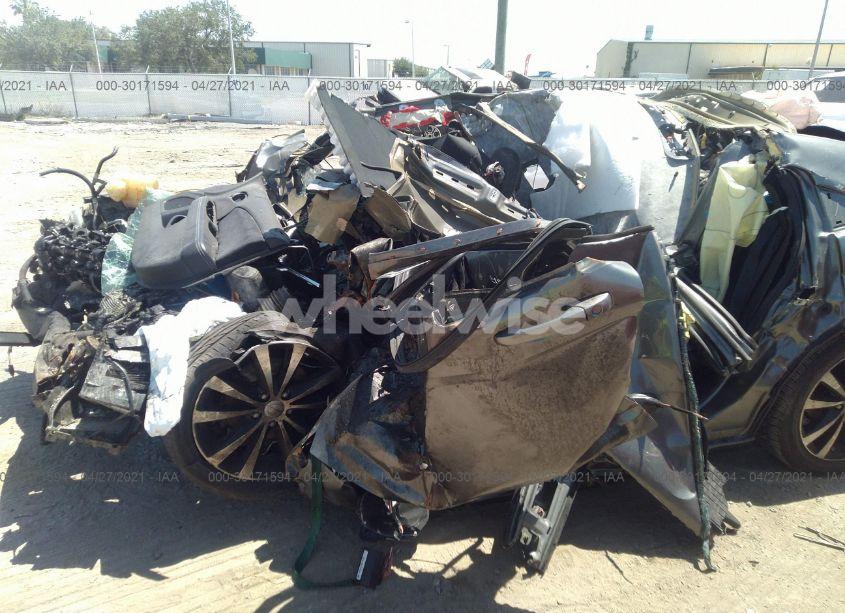 Photo 6 of 2013 Chrysler 200 LIMITED (VIN 1C3CCBCG0DN674610)