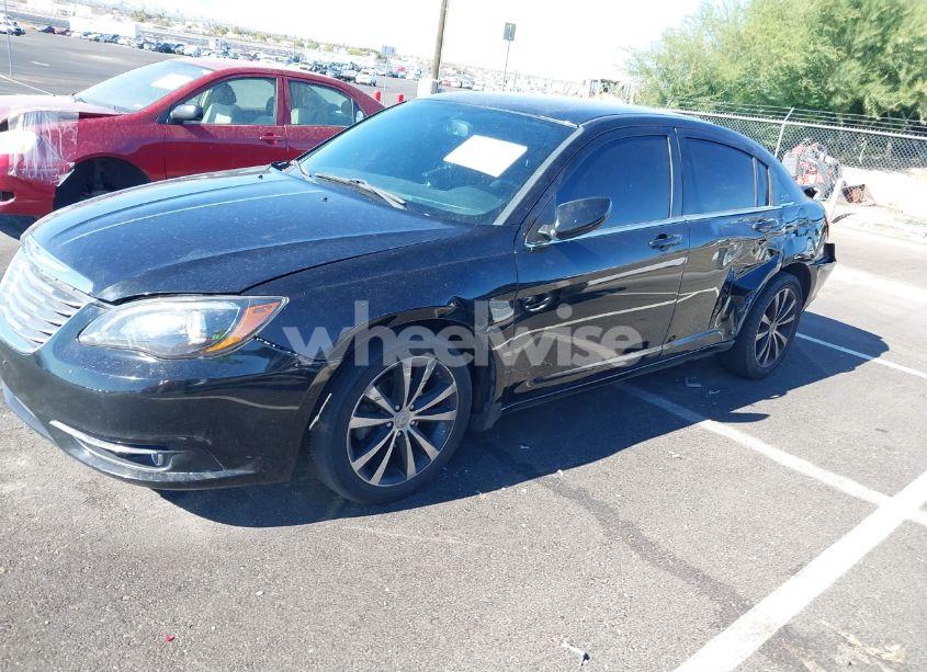 Photo 6 of 2013 Chrysler 200 LIMITED (VIN 1C3CCBCG0DN706925)