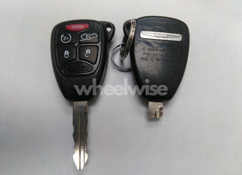 Photo 11 of 2013 Chrysler 200 LIMITED (VIN 1C3CCBCG0DN751962)