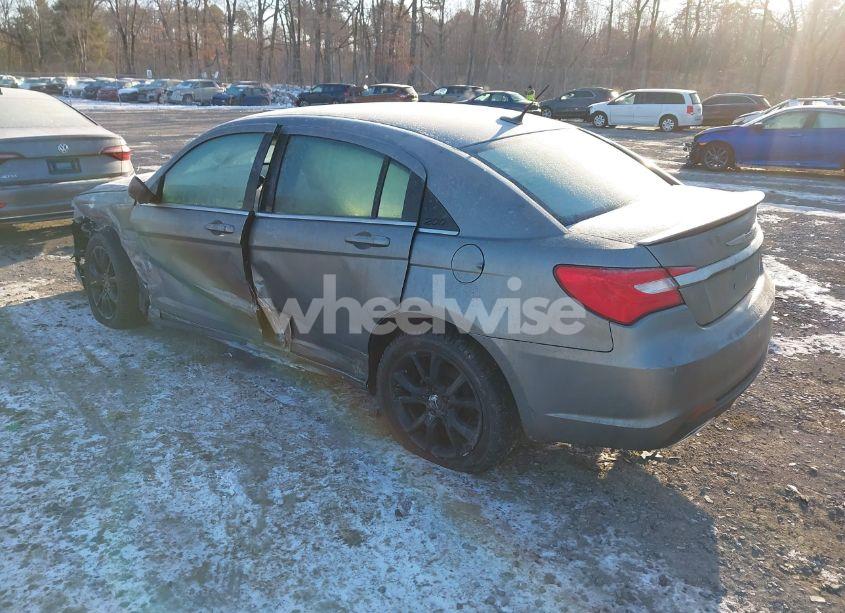 Photo 3 of 2013 Chrysler 200 LIMITED (VIN 1C3CCBCG0DN751962)