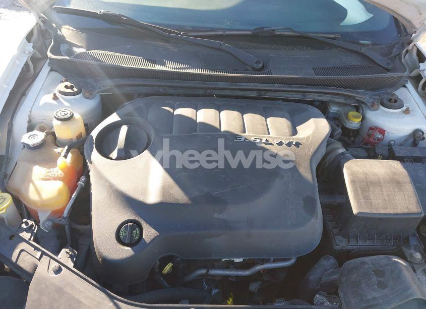 Photo 10 of 2014 Chrysler 200 LIMITED (VIN 1C3CCBCG0EN135616)