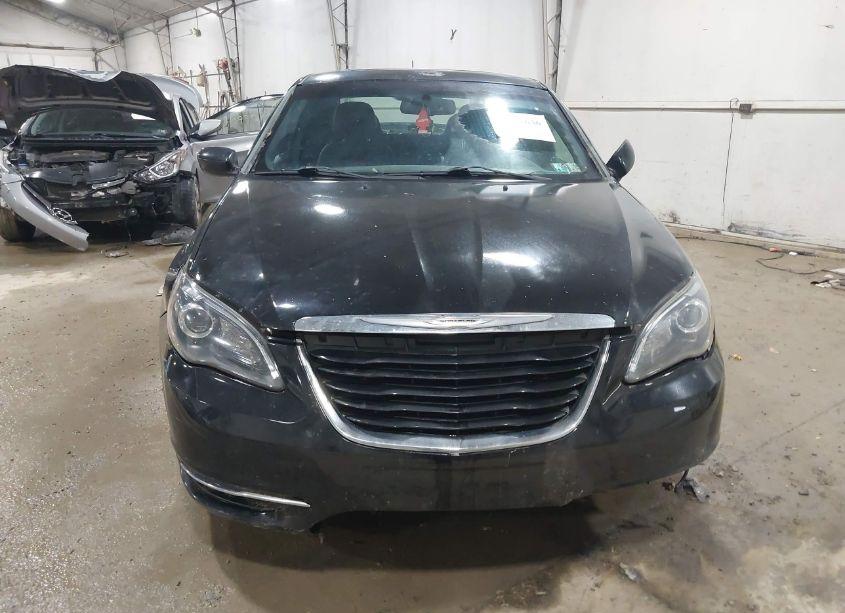 Photo 12 of 2014 Chrysler 200 LIMITED (VIN 1C3CCBCG0EN164839)