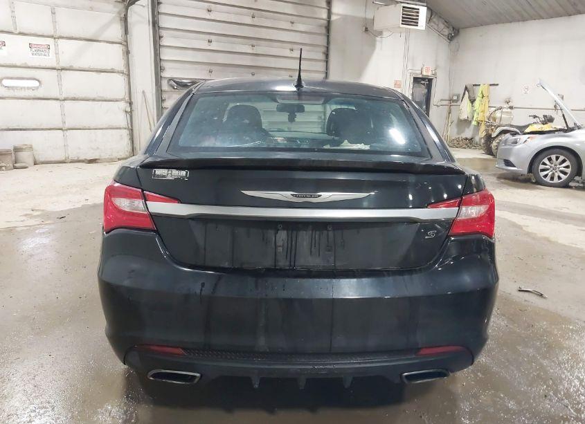 Photo 16 of 2014 Chrysler 200 LIMITED (VIN 1C3CCBCG0EN164839)