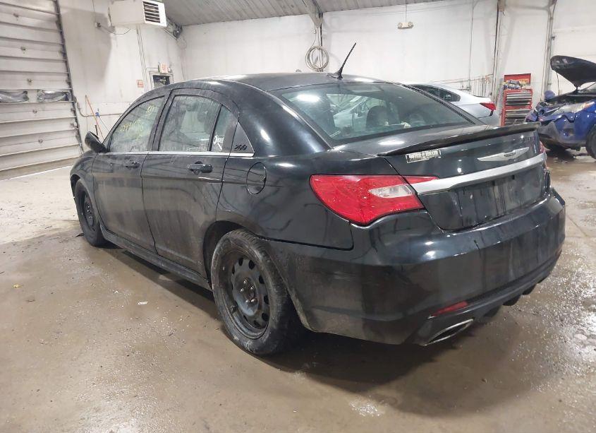 Photo 3 of 2014 Chrysler 200 LIMITED (VIN 1C3CCBCG0EN164839)