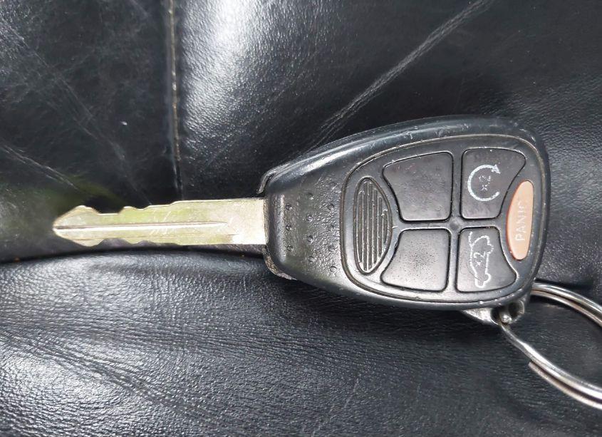 Photo 11 of 2012 Chrysler 200 LIMITED (VIN 1C3CCBCG1CN113363)