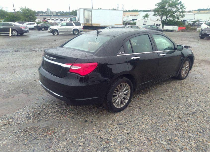 Photo 4 of 2013 Chrysler 200 LIMITED (VIN 1C3CCBCG1DN506958)