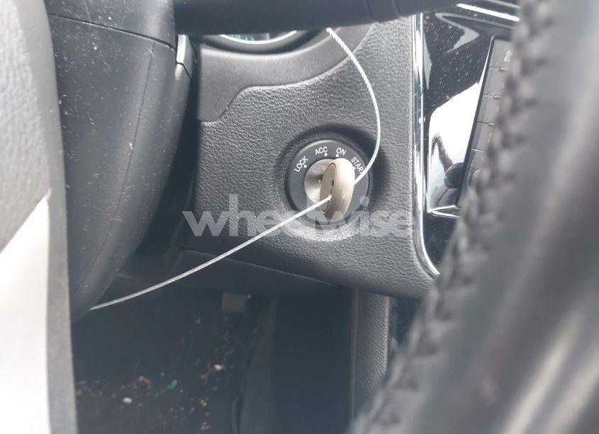 Photo 11 of 2013 Chrysler 200 LIMITED (VIN 1C3CCBCG1DN509164)