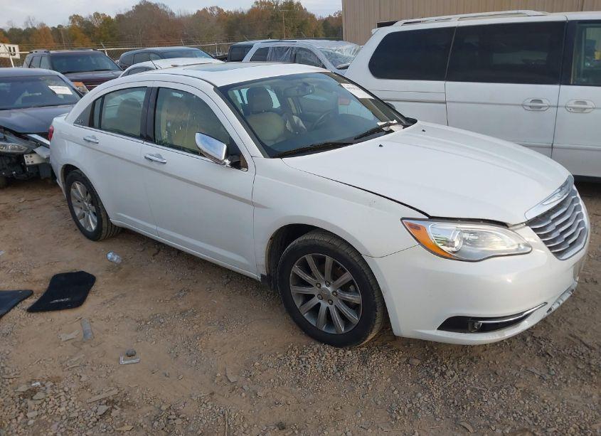 2013 Chrysler 200 LIMITED (VIN 1C3CCBCG1DN528877) main photo