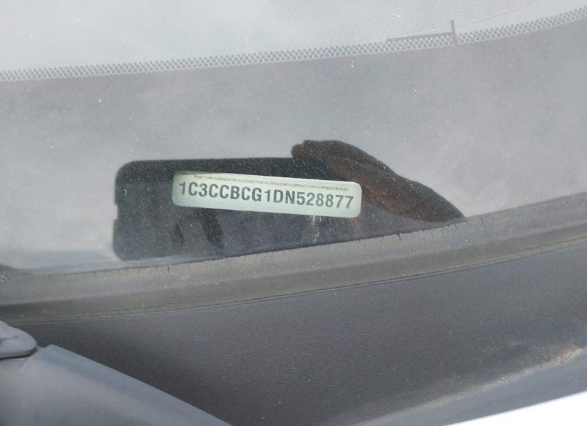 Photo 9 of 2013 Chrysler 200 LIMITED (VIN 1C3CCBCG1DN528877)