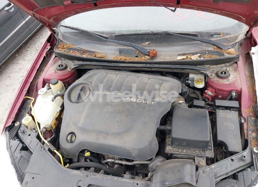 Photo 10 of 2013 Chrysler 200 LIMITED (VIN 1C3CCBCG1DN598685)