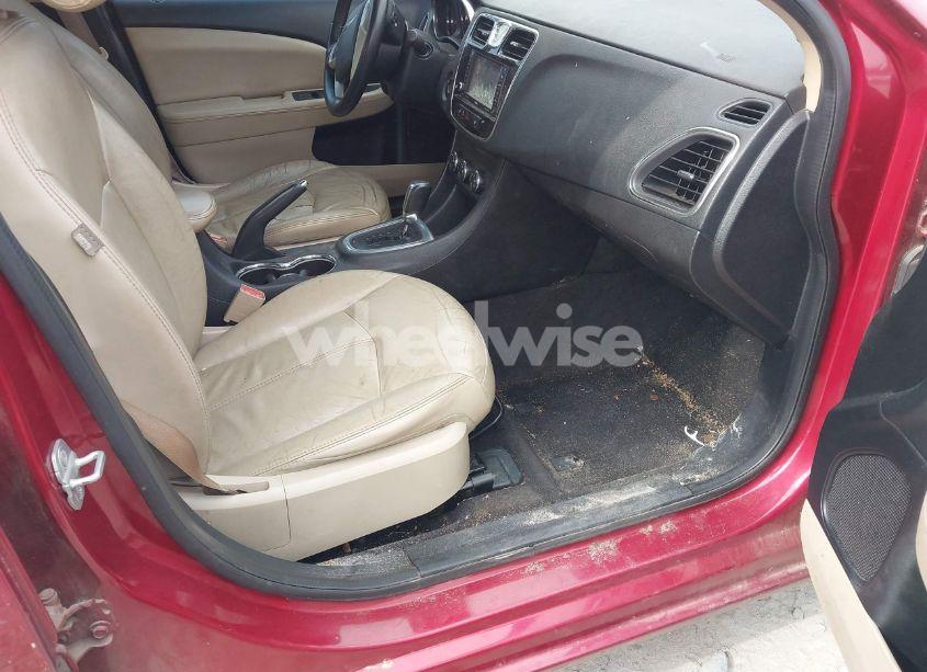 Photo 5 of 2013 Chrysler 200 LIMITED (VIN 1C3CCBCG1DN598685)