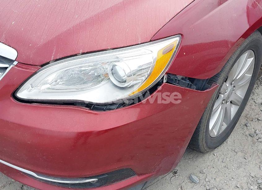 Photo 6 of 2013 Chrysler 200 LIMITED (VIN 1C3CCBCG1DN598685)