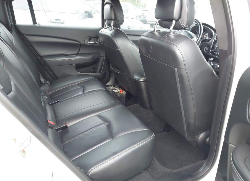 Photo 8 of 2013 Chrysler 200 LIMITED (VIN 1C3CCBCG1DN607630)