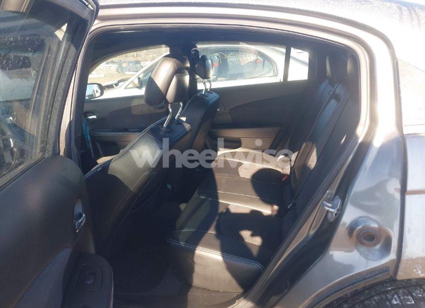 Photo 8 of 2013 Chrysler 200 LIMITED (VIN 1C3CCBCG1DN654916)