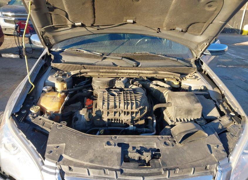 Photo 10 of 2013 Chrysler 200 LIMITED (VIN 1C3CCBCG1DN712250)