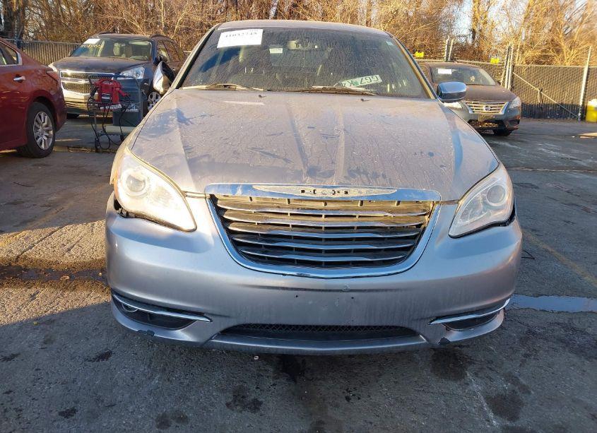 Photo 6 of 2013 Chrysler 200 LIMITED (VIN 1C3CCBCG1DN712250)