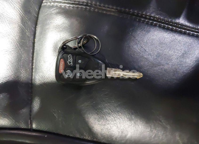 Photo 11 of 2012 Chrysler 200 LIMITED (VIN 1C3CCBCG2CN113212)