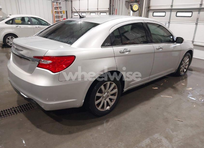 Photo 4 of 2012 Chrysler 200 LIMITED (VIN 1C3CCBCG2CN113212)