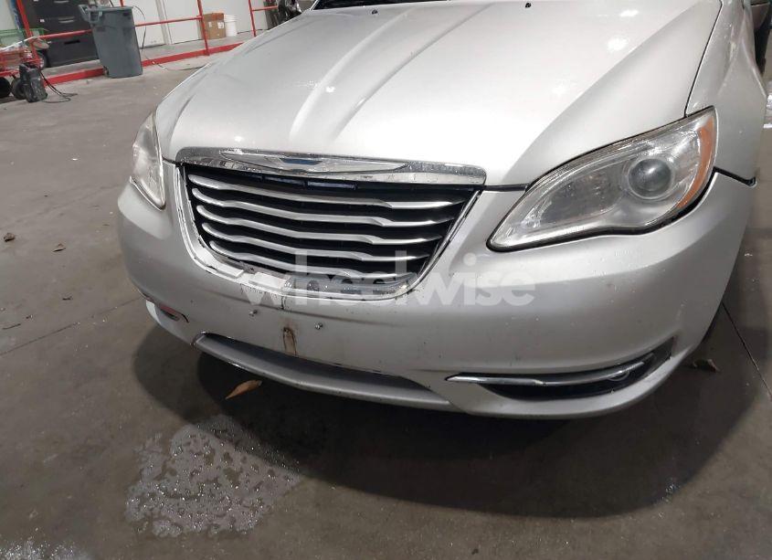 Photo 6 of 2012 Chrysler 200 LIMITED (VIN 1C3CCBCG2CN113212)