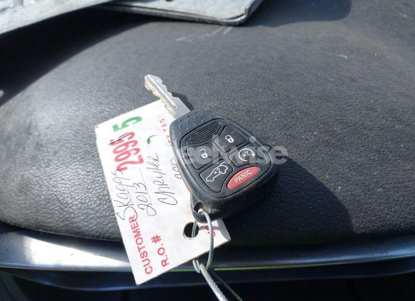 Photo 11 of 2013 Chrysler 200 LIMITED (VIN 1C3CCBCG2DN514048)