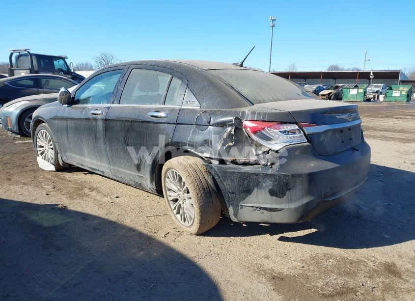 Photo 3 of 2013 Chrysler 200 LIMITED (VIN 1C3CCBCG2DN514048)