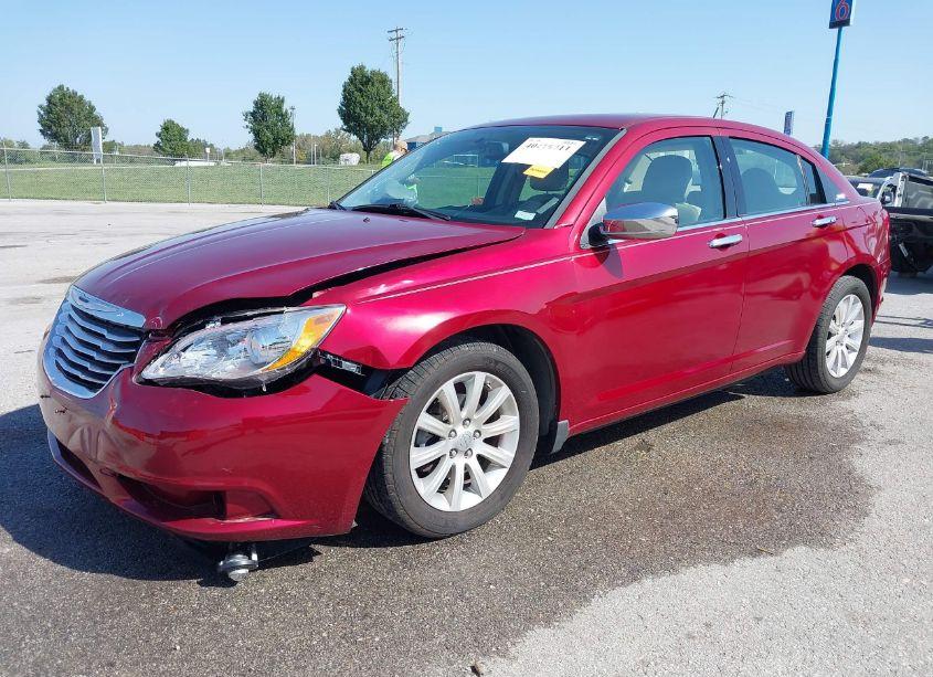 Photo 2 of 2014 Chrysler 200 LIMITED (VIN 1C3CCBCG2EN134323)