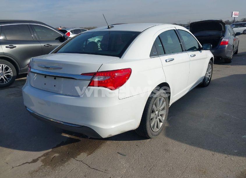 Photo 4 of 2014 Chrysler 200 LIMITED (VIN 1C3CCBCG2EN180458)