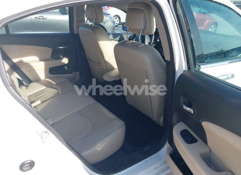 Photo 8 of 2014 Chrysler 200 LIMITED (VIN 1C3CCBCG2EN180458)