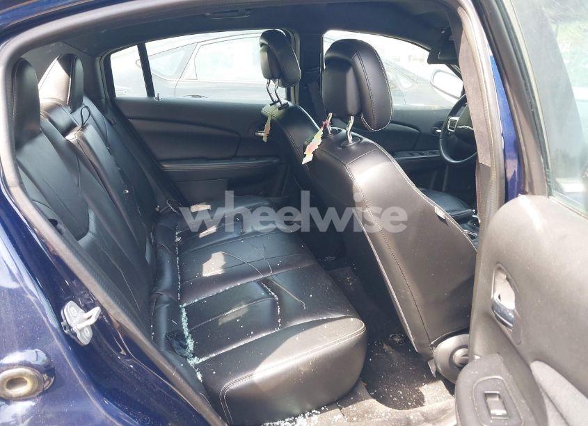 Photo 8 of 2014 Chrysler 200 LIMITED (VIN 1C3CCBCG2EN192433)