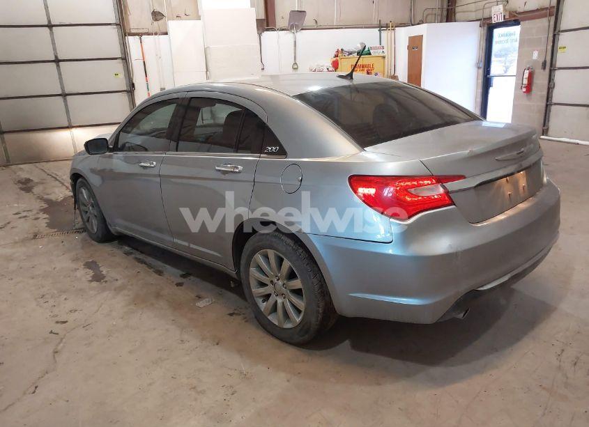 Photo 3 of 2014 Chrysler 200 LIMITED (VIN 1C3CCBCG2EN198183)