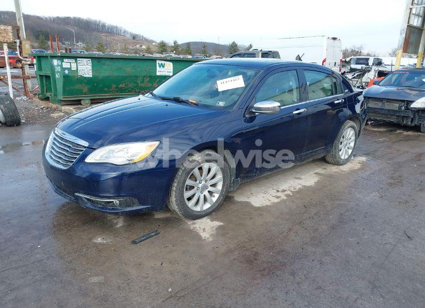 Photo 2 of 2014 Chrysler 200 LIMITED (VIN 1C3CCBCG2EN199155)