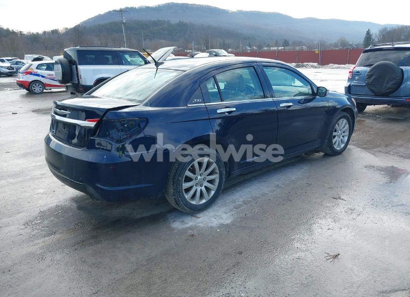 Photo 4 of 2014 Chrysler 200 LIMITED (VIN 1C3CCBCG2EN199155)