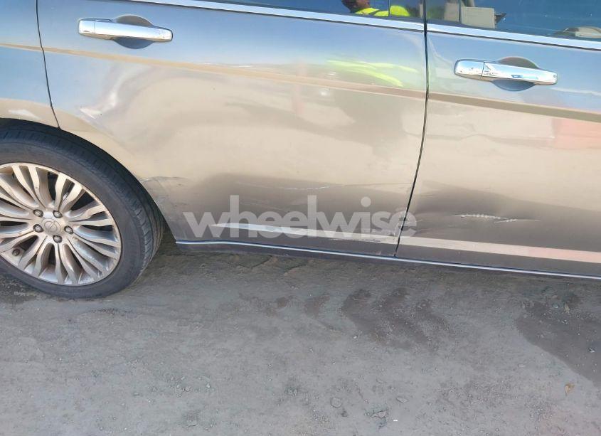 Photo 13 of 2012 Chrysler 200 LIMITED (VIN 1C3CCBCG3CN306615)