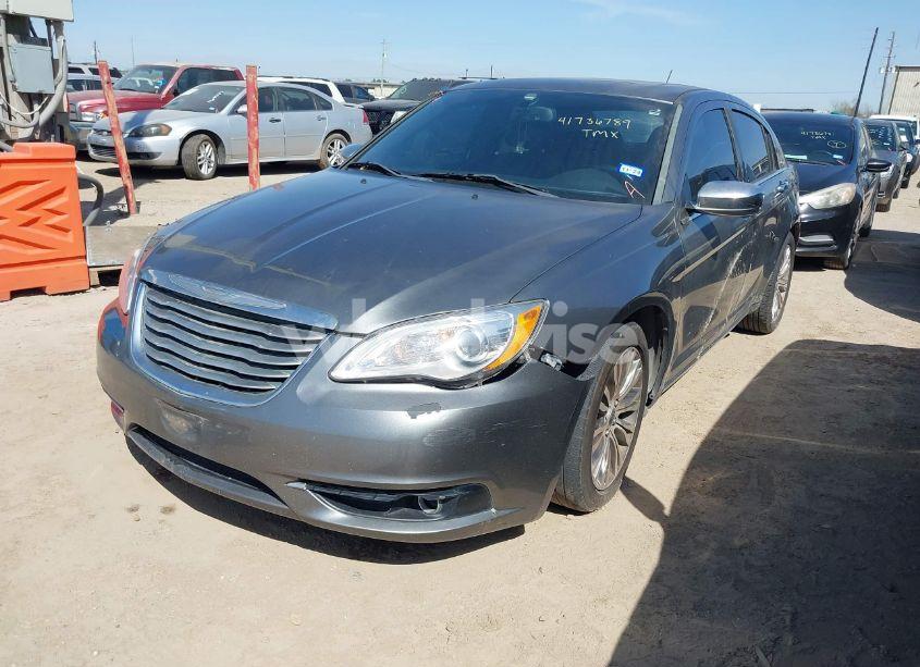 Photo 2 of 2012 Chrysler 200 LIMITED (VIN 1C3CCBCG3CN306615)