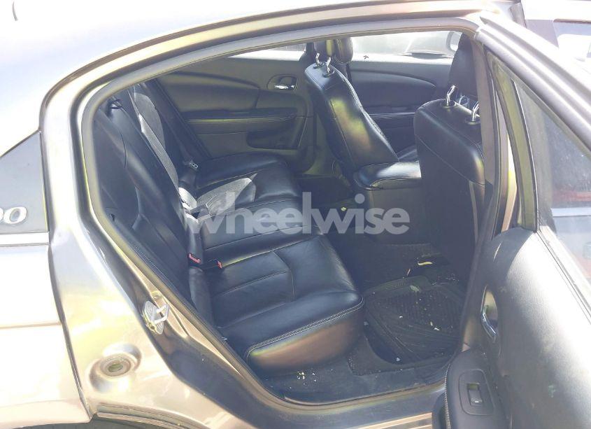 Photo 8 of 2012 Chrysler 200 LIMITED (VIN 1C3CCBCG3CN306615)